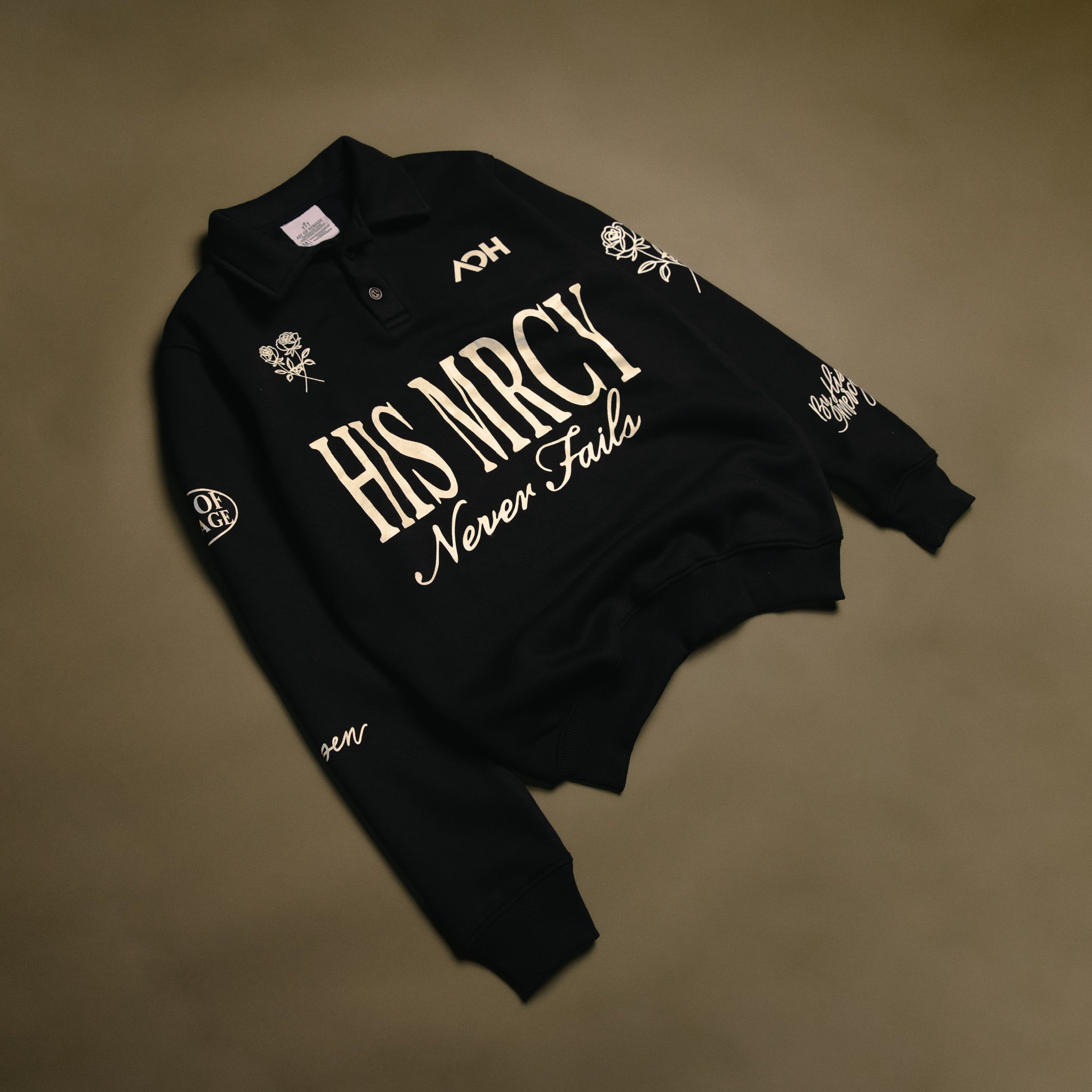 His MRCY Never Fails Collared Pullover-Black