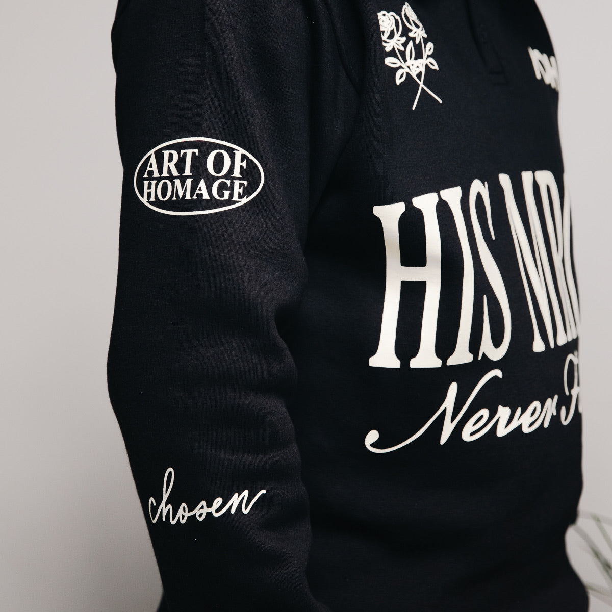 His MRCY Never Fails Collared Pullover-Black